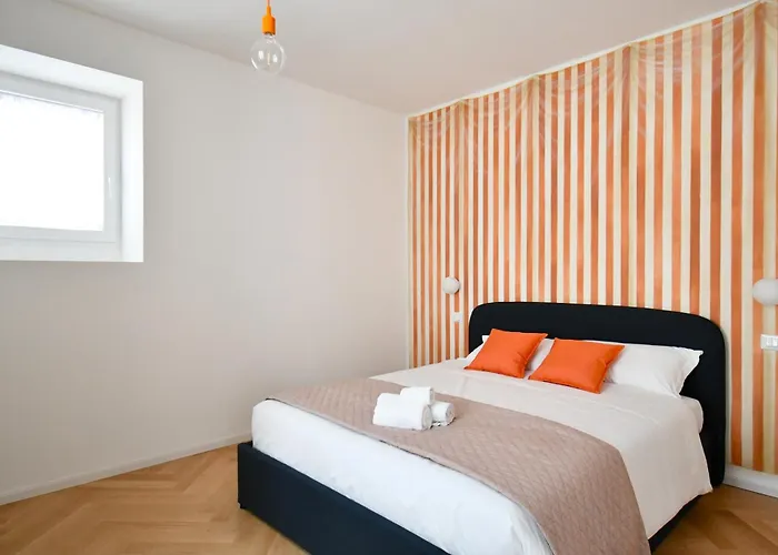 Cozy Center * Como